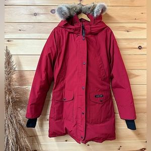 Women’s Red Canada Goose Trillium Coat. Size 2XL. Never worn but no tags.